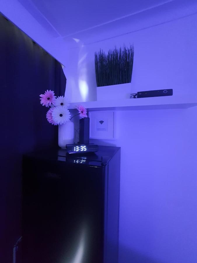 Studio Julian มิดเดิลแกร์เกอ ภายนอก รูปภาพ